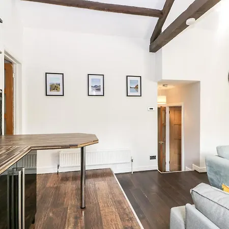 Apartment 8a Corkickle