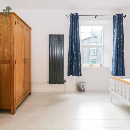 8a Corkickle Apartment