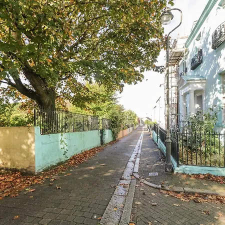 8a Corkickle Apartment *