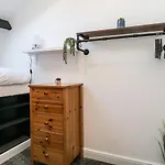Apartment 8a Corkickle